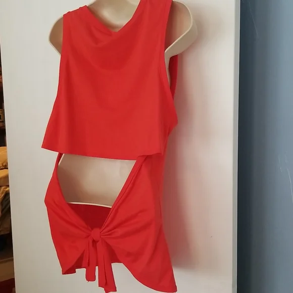 Fabletics Mariela Tank Color: Scarlet XL NWT Open Back with Tie - Picture 7 of 11